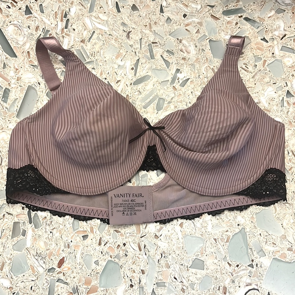 Brand new Vanity Fair size 40 C bra brown and black never worn brand new